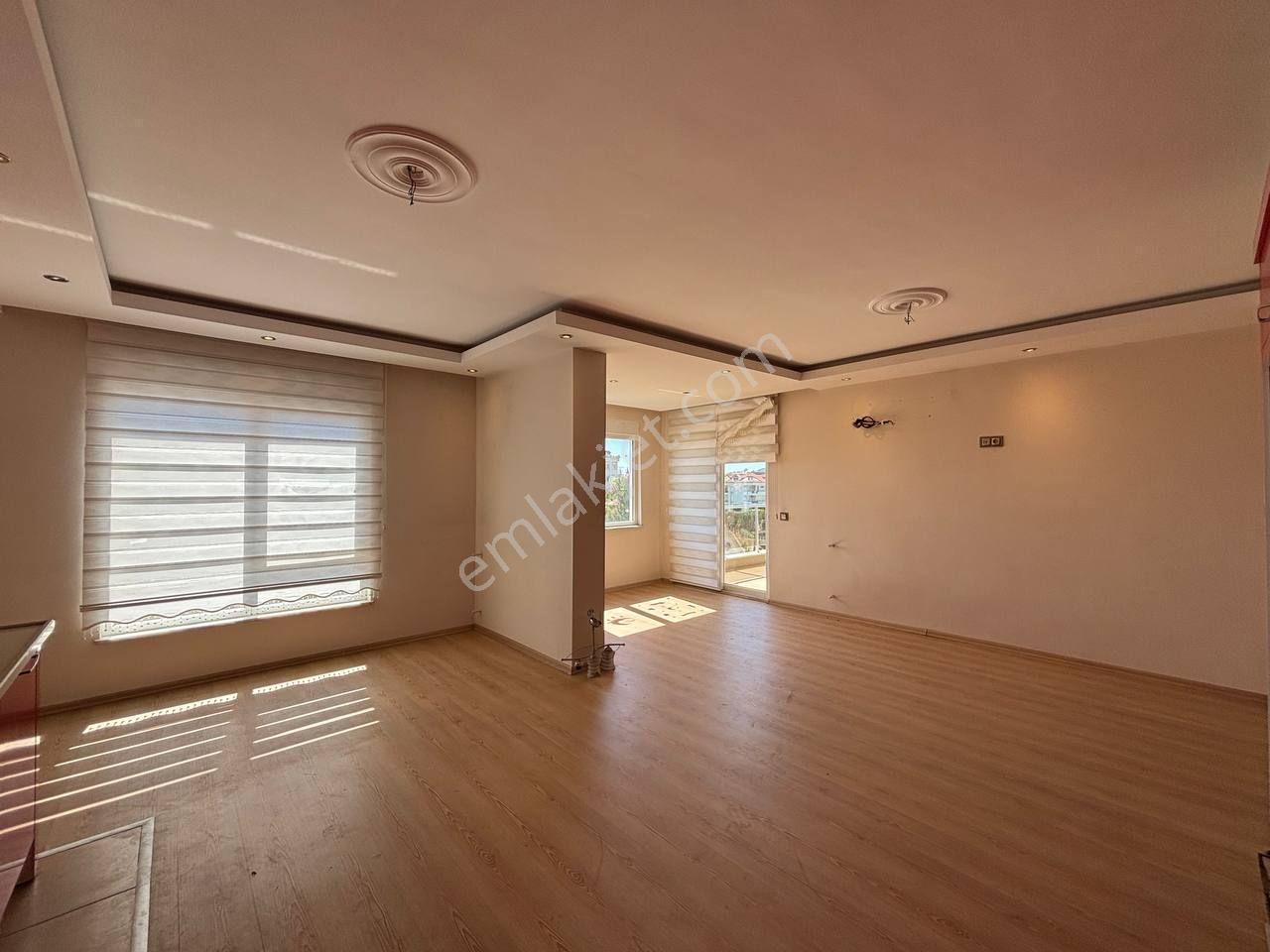 Fığla'da Full Manzaralı 5+1 280 M2 Dubleks 25 M2 Özel Depolu — fotoğraf 9
