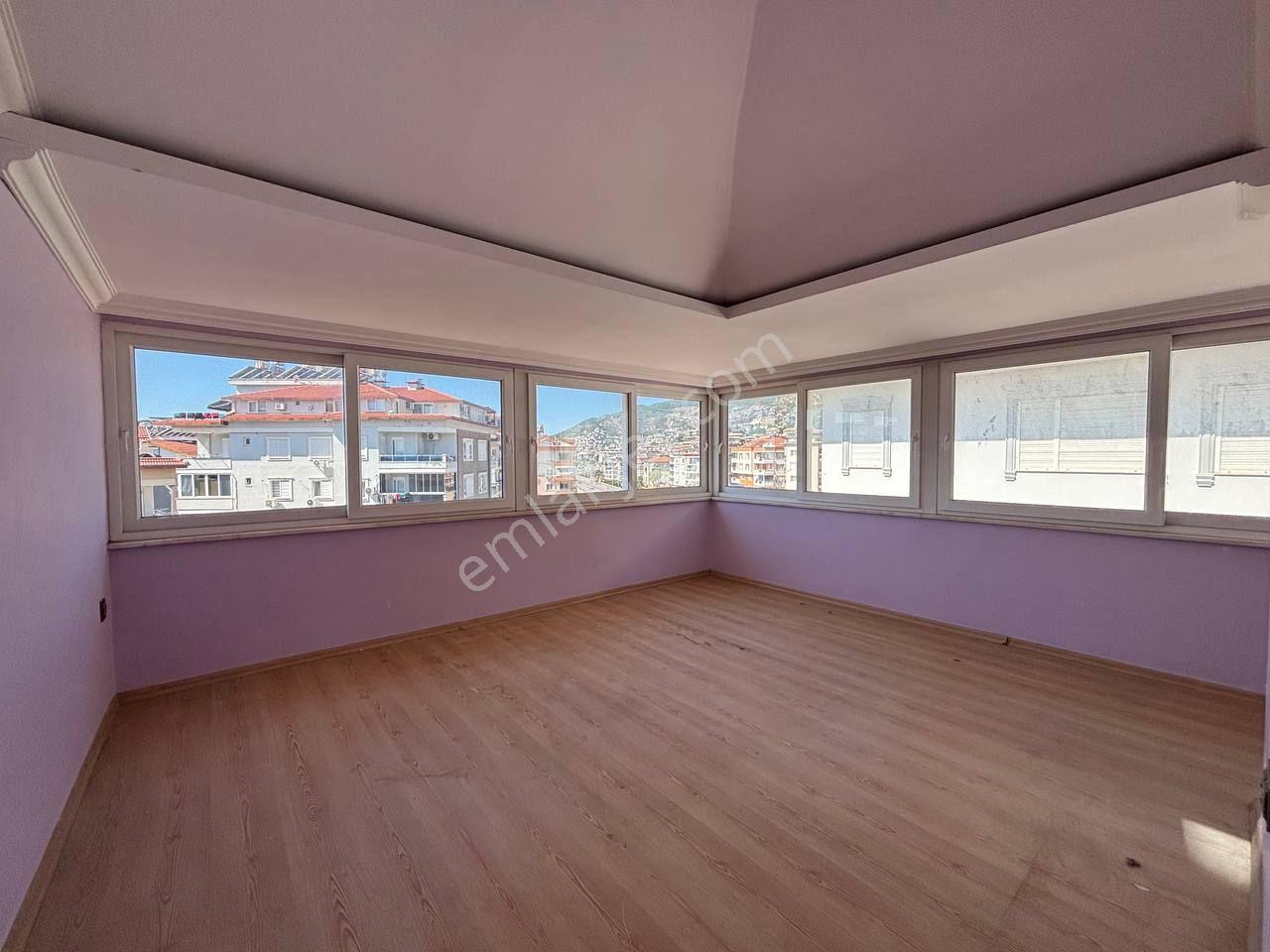 Fığla'da Full Manzaralı 5+1 280 M2 Dubleks 25 M2 Özel Depolu — fotoğraf 26
