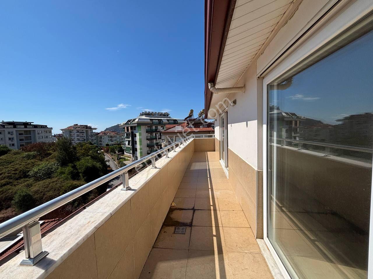 Fığla'da Full Manzaralı 5+1 280 M2 Dubleks 25 M2 Özel Depolu — fotoğraf 32