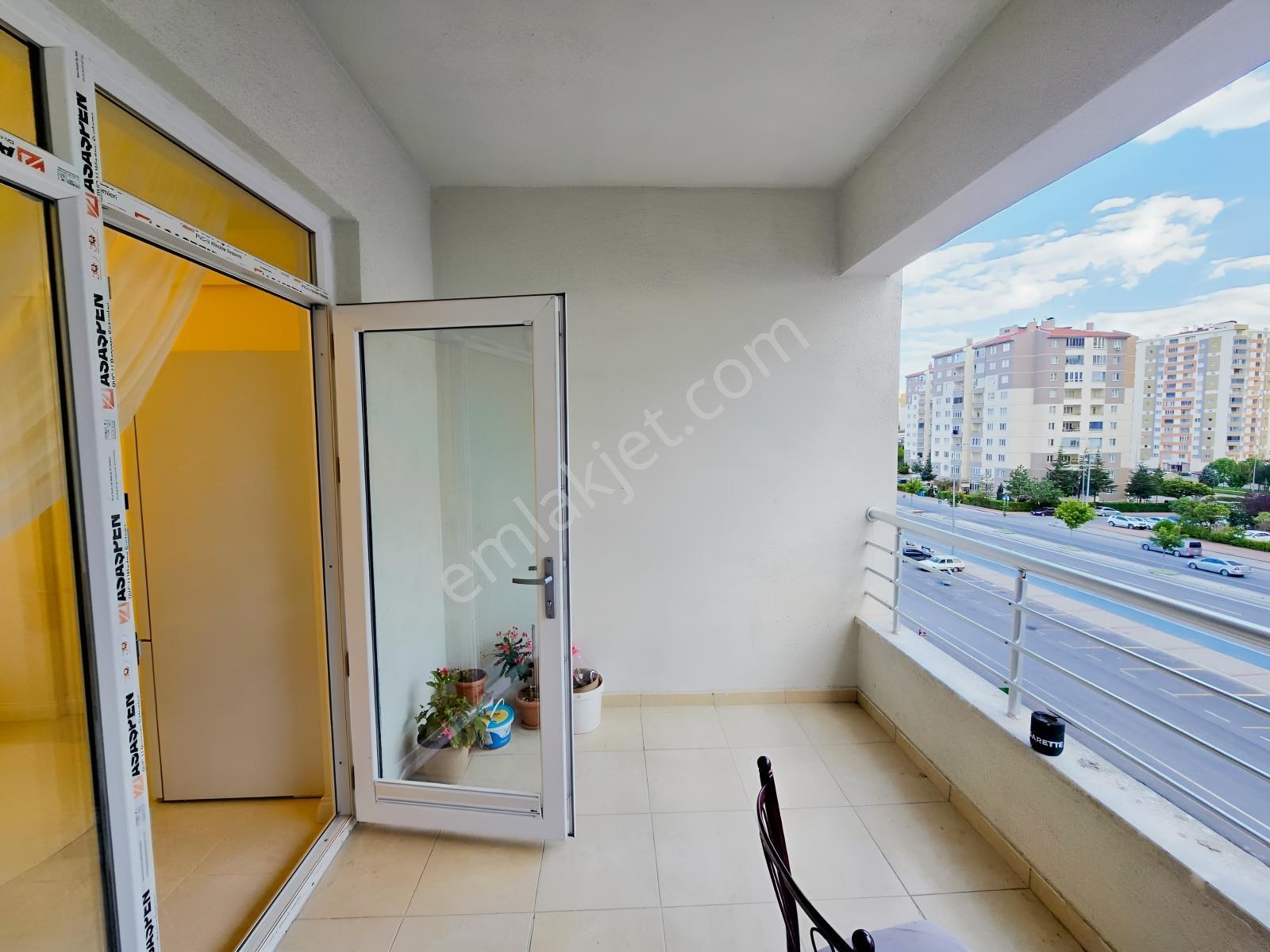 İldem Yeşilyurt' Da Satılık 3+1 Daire — fotoğraf 10