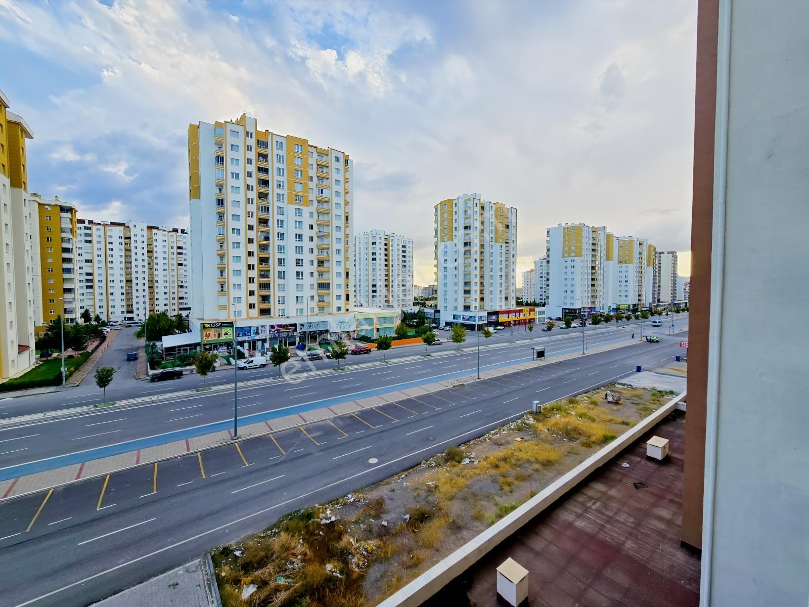 İldem Yeşilyurt' Da Satılık 3+1 Daire — fotoğraf 11