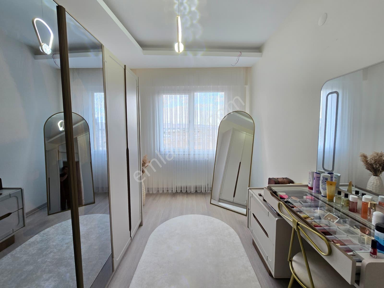 İldem Yeşilyurt' Da Satılık 3+1 Daire — fotoğraf 16