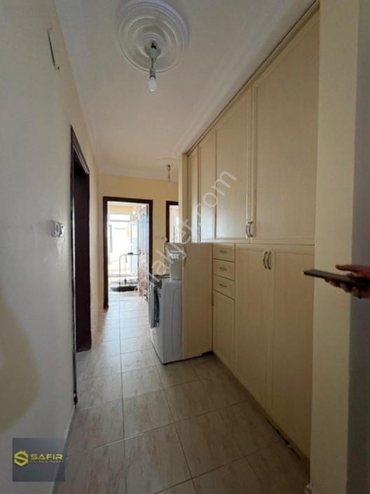Safir'den Satılık 4+1 Geniş Oturum Site İçerisinde Daire... — fotoğraf 4