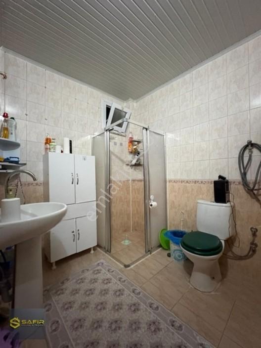 Safir'den Satılık 4+1 Geniş Oturum Site İçerisinde Daire... — fotoğraf 9