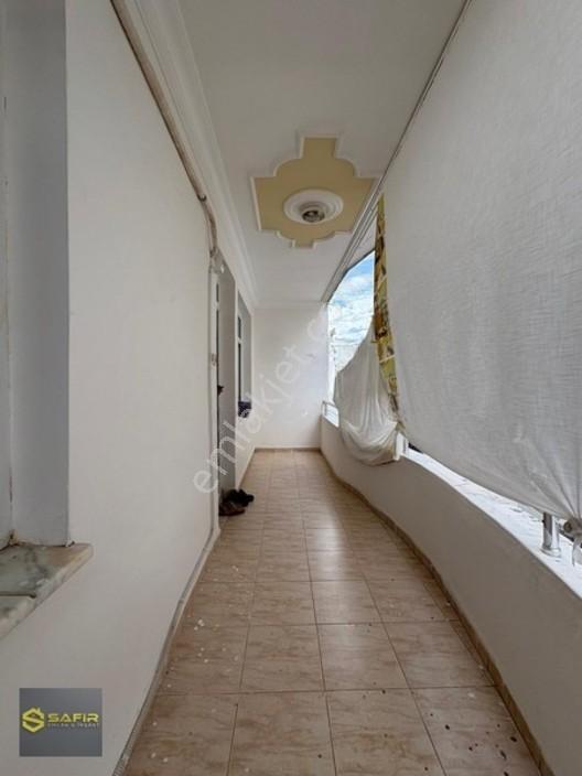 Safir'den Satılık 4+1 Geniş Oturum Site İçerisinde Daire... — fotoğraf 10