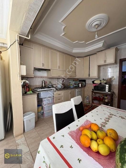 Safir'den Satılık 4+1 Geniş Oturum Site İçerisinde Daire... — fotoğraf 16