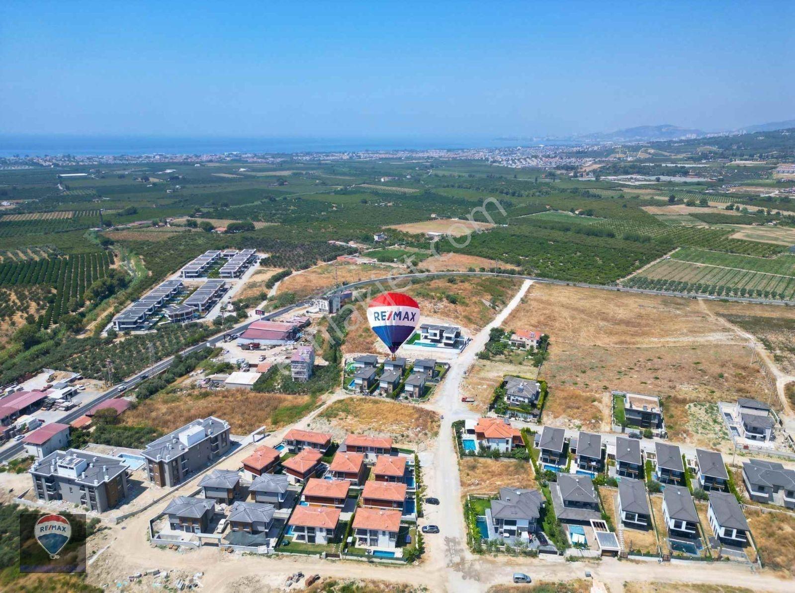Kuşadası Davutlar’da 3+1 Eşyalı Özel Havuzlu Satılık Modern Villa — fotoğraf 3