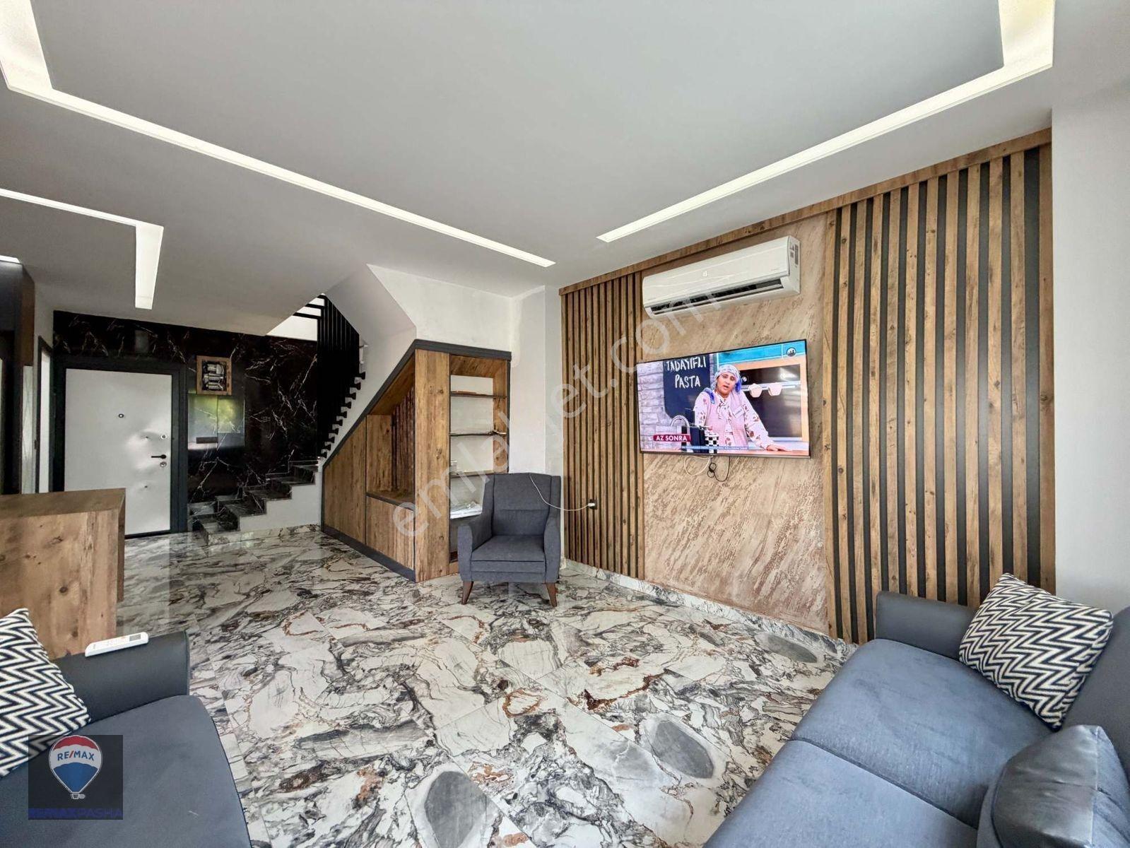Kuşadası Davutlar’da 3+1 Eşyalı Özel Havuzlu Satılık Modern Villa — fotoğraf 11