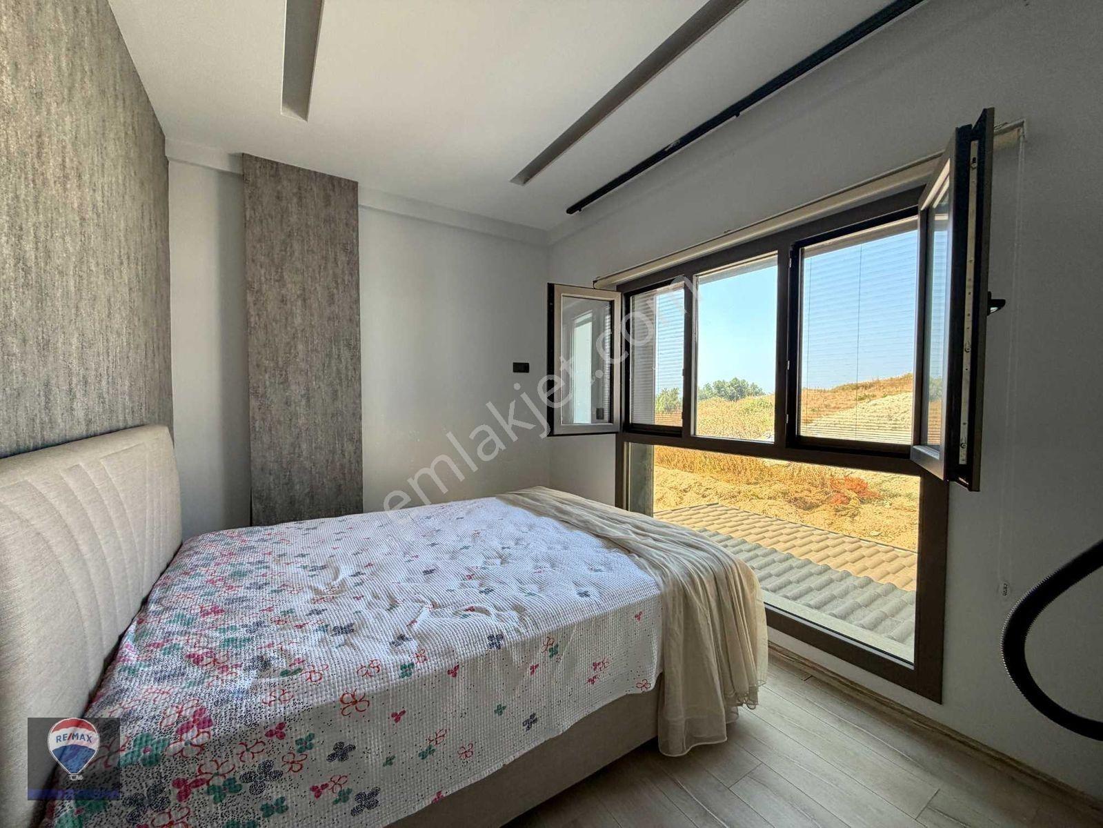 Kuşadası Davutlar’da 3+1 Eşyalı Özel Havuzlu Satılık Modern Villa — fotoğraf 32