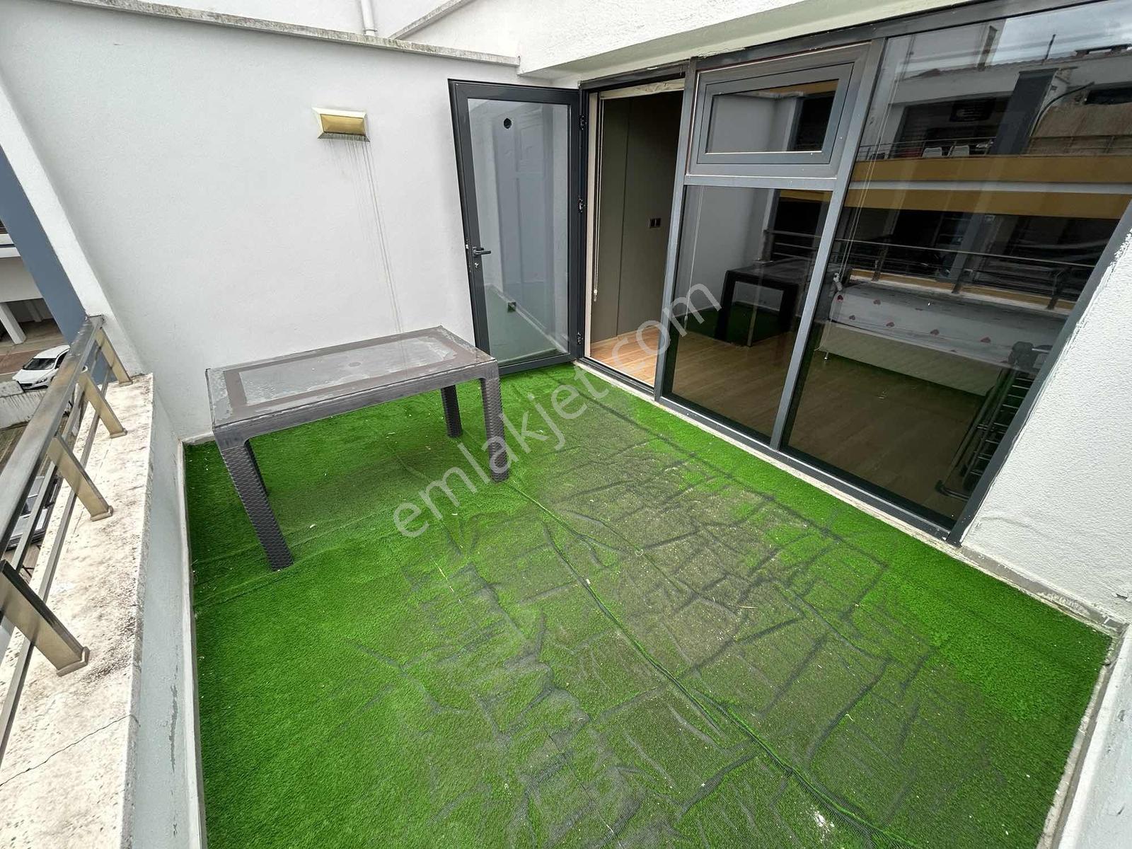 Elmakent'te Loft+çift Balkonlu Eşyalı Deniz M. Satılık 1+1 — fotoğraf 15