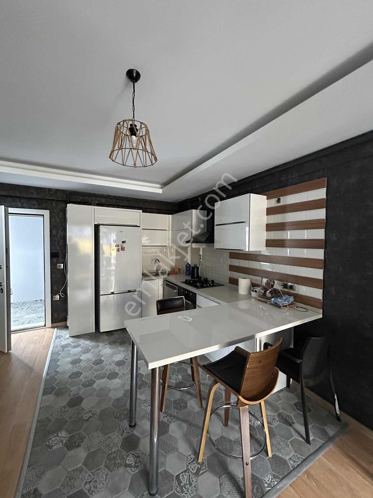 Elmakent'te Loft+çift Balkonlu Eşyalı Deniz M. Satılık 1+1 — fotoğraf 17