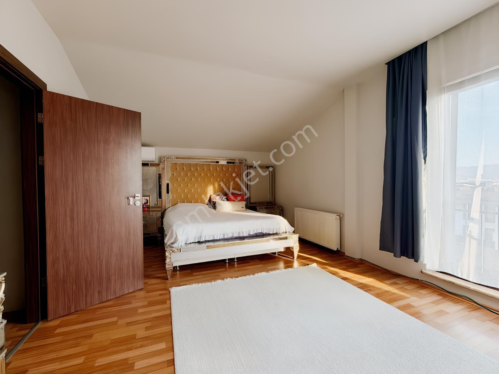 Altınşehirde Satılık 4+1 Lüks Dubleks Daire — fotoğraf 15