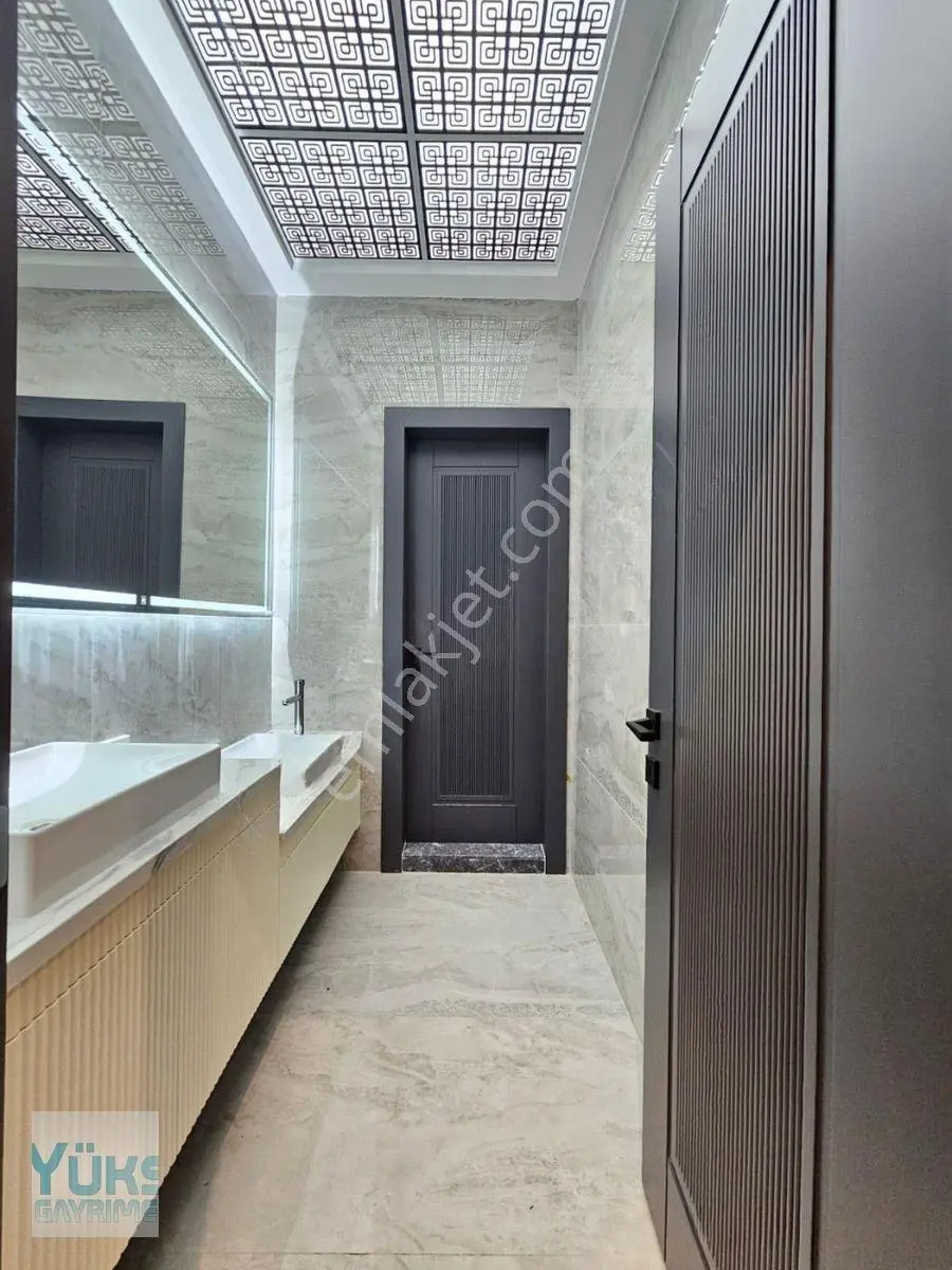 Denizli Göveçlik Mahallesinde Panjurlu Bahçeli Lüks Satılık 5+1 Fırsat Villa — fotoğraf 19