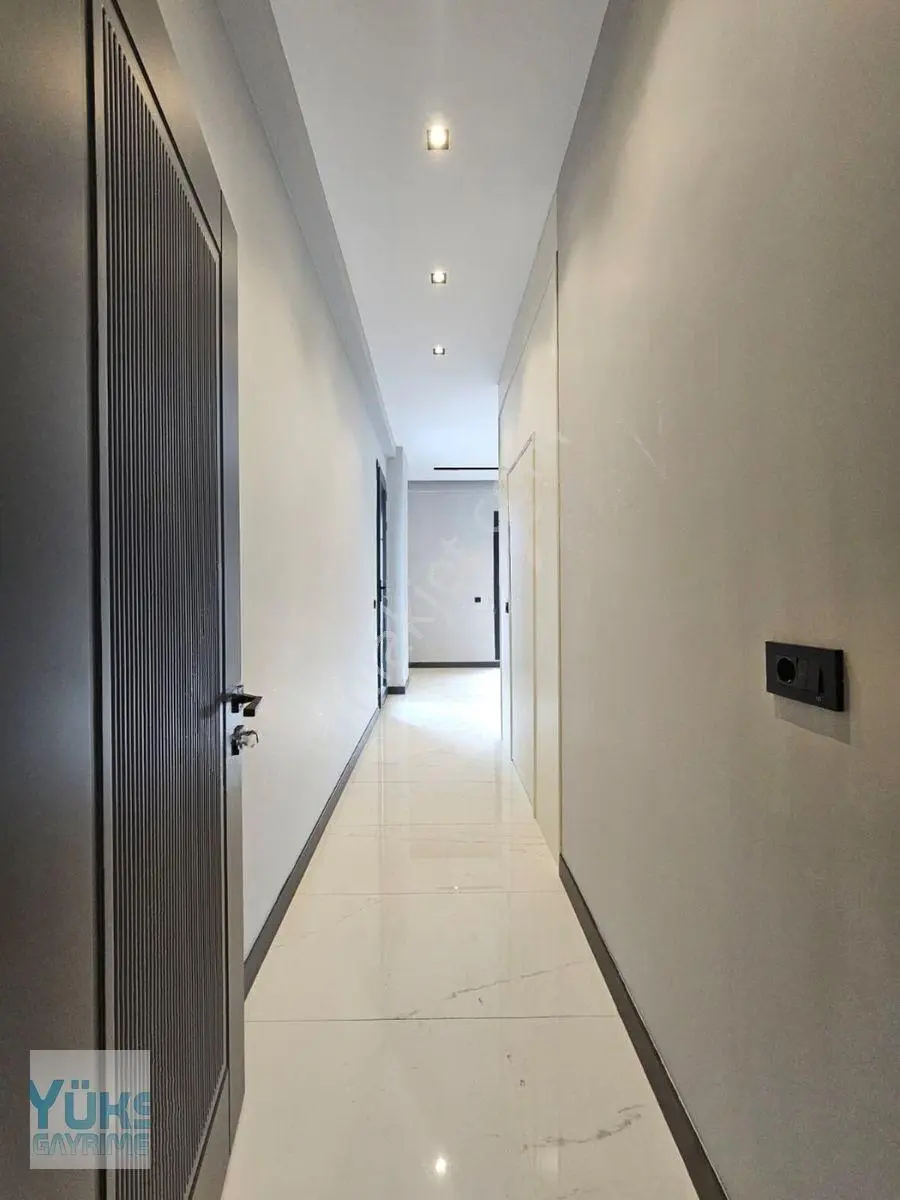 Denizli Göveçlik Mahallesinde Panjurlu Bahçeli Lüks Satılık 5+1 Fırsat Villa — fotoğraf 35