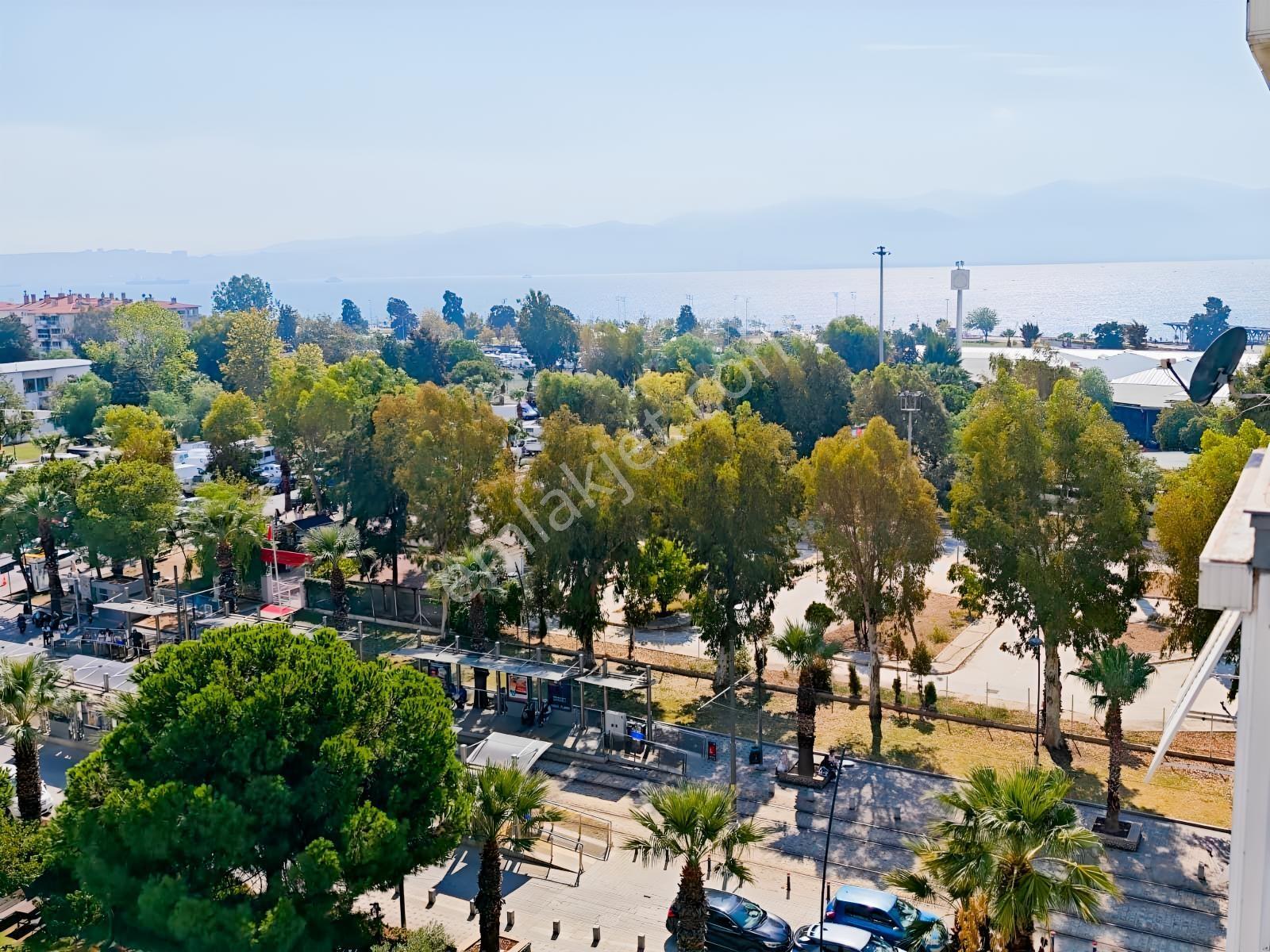 Karşıyaka Atakent De 3+1 Full Deniz Manzaralı Satılık Daire — fotoğraf 32