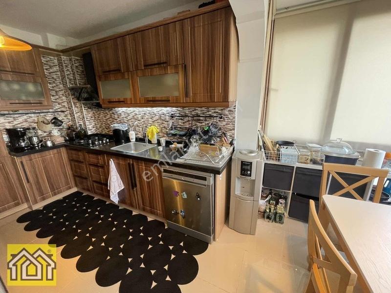 Korutürk Mah.site İçinde 3+1 Otoparklı Asansörlü Arakat — fotoğraf 3