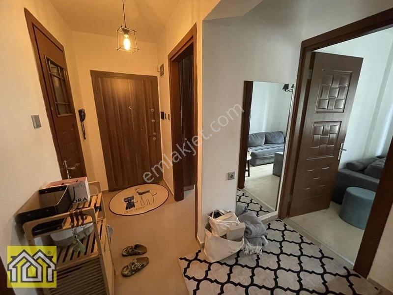 Korutürk Mah.site İçinde 3+1 Otoparklı Asansörlü Arakat — fotoğraf 8