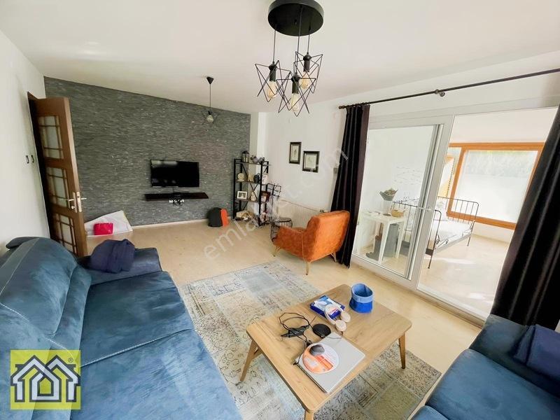 Korutürk Mah.site İçinde 3+1 Otoparklı Asansörlü Arakat — fotoğraf 14