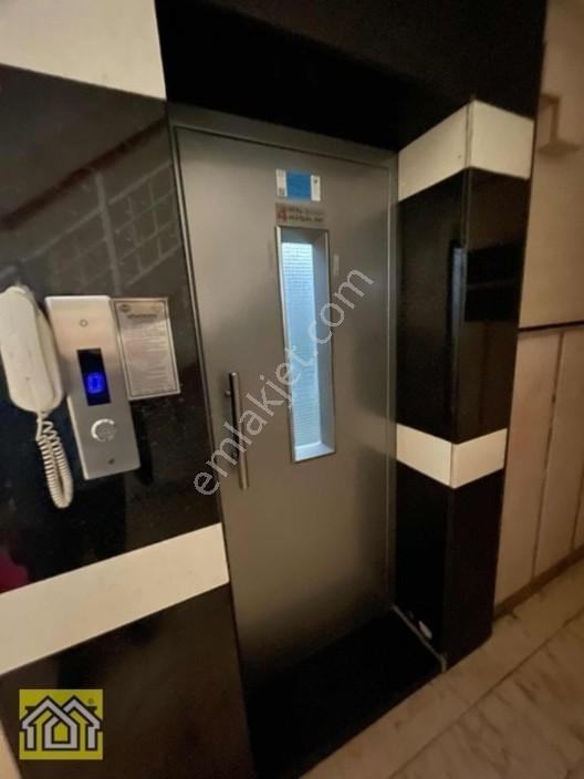 Korutürk Mah.site İçinde 3+1 Otoparklı Asansörlü Arakat — fotoğraf 32