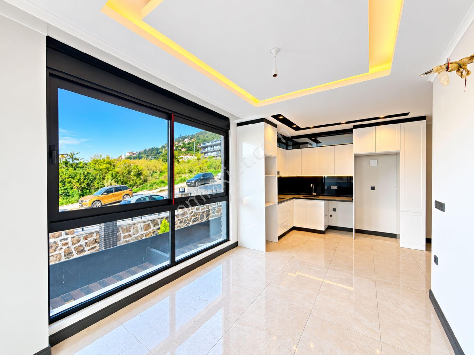 Alanya Hasbahçe'de Havuz Manzaralı 1+1 Daire — fotoğraf 8