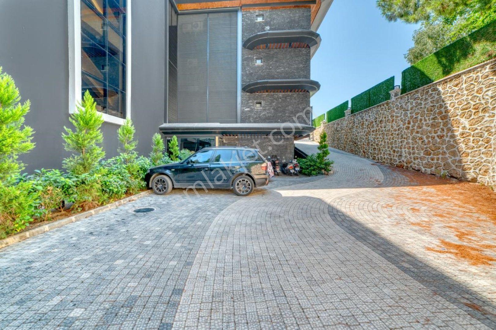 Alanya Hasbahçe'de Havuz Manzaralı 1+1 Daire — fotoğraf 16