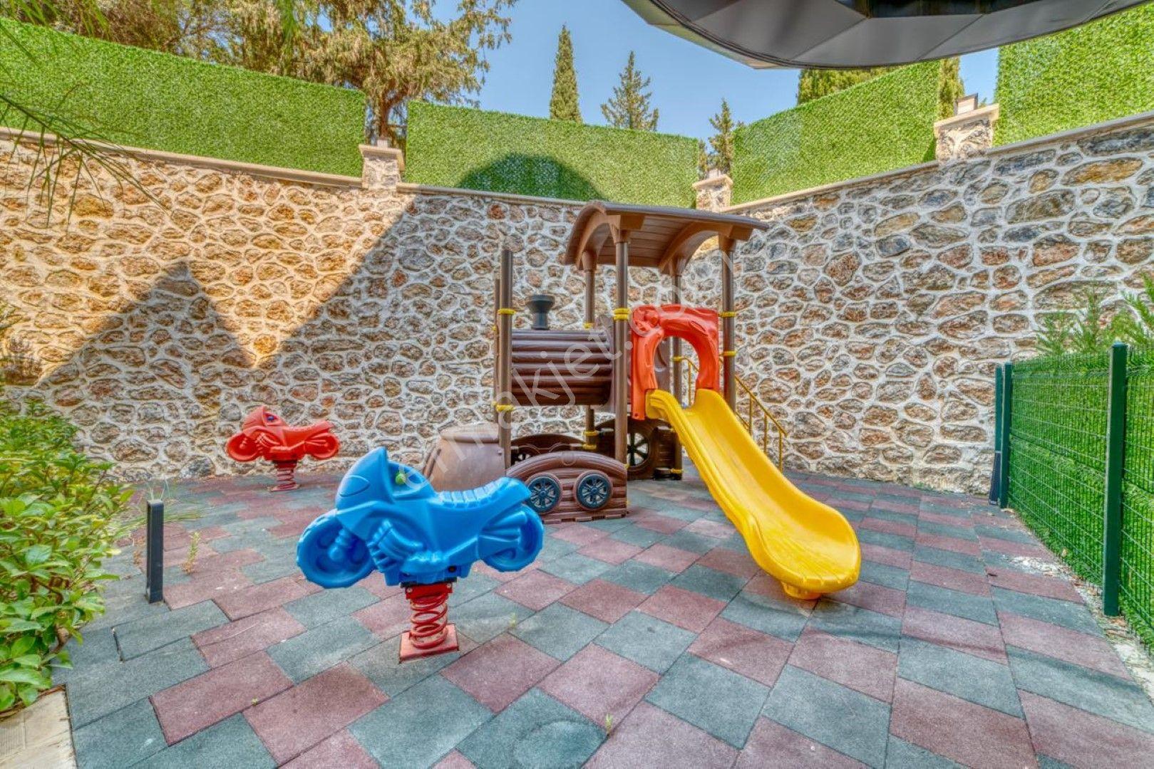 Alanya Hasbahçe'de Havuz Manzaralı 1+1 Daire — fotoğraf 21