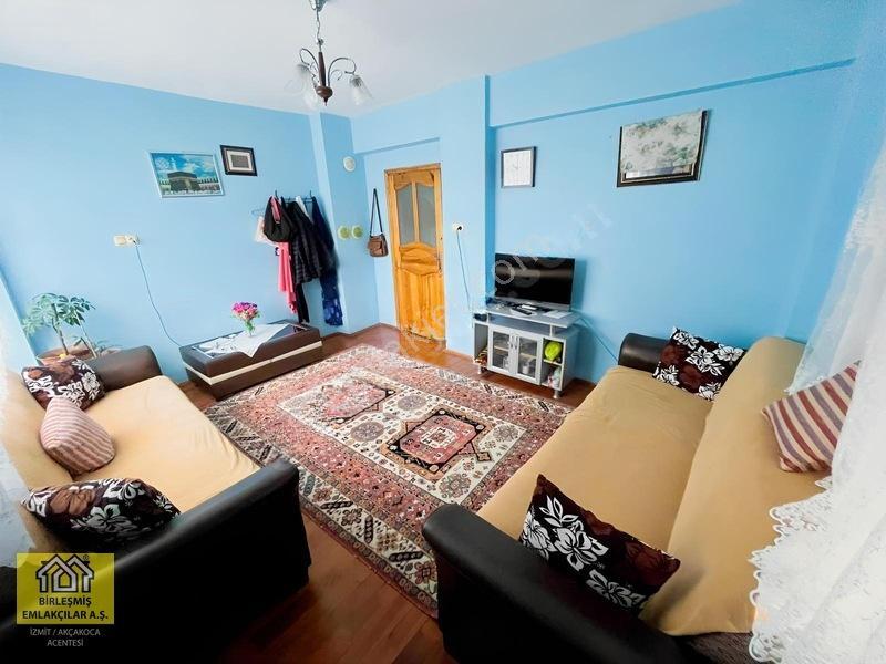 Başiskele'de 409m2 Arsa İçerisinde Satılık Müstakil 3 Katlı Bina — fotoğraf 9