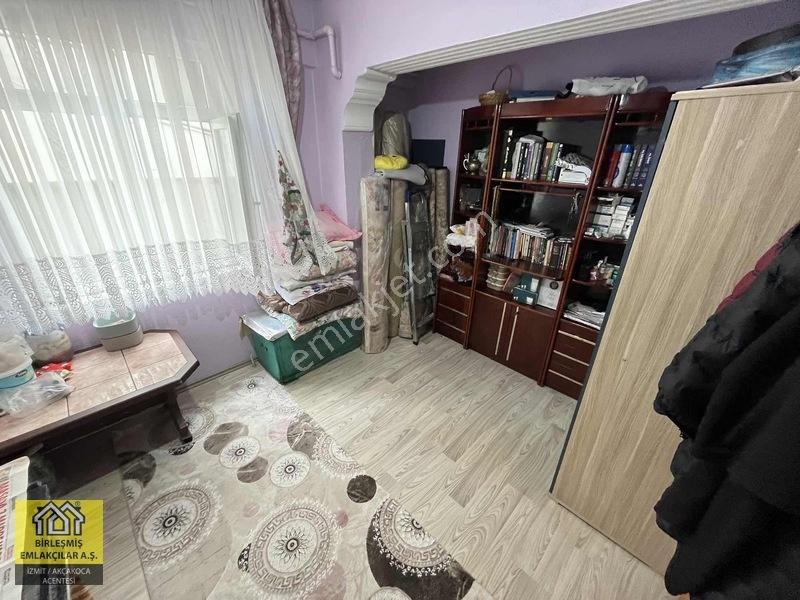 Başiskele'de 409m2 Arsa İçerisinde Satılık Müstakil 3 Katlı Bina — fotoğraf 11