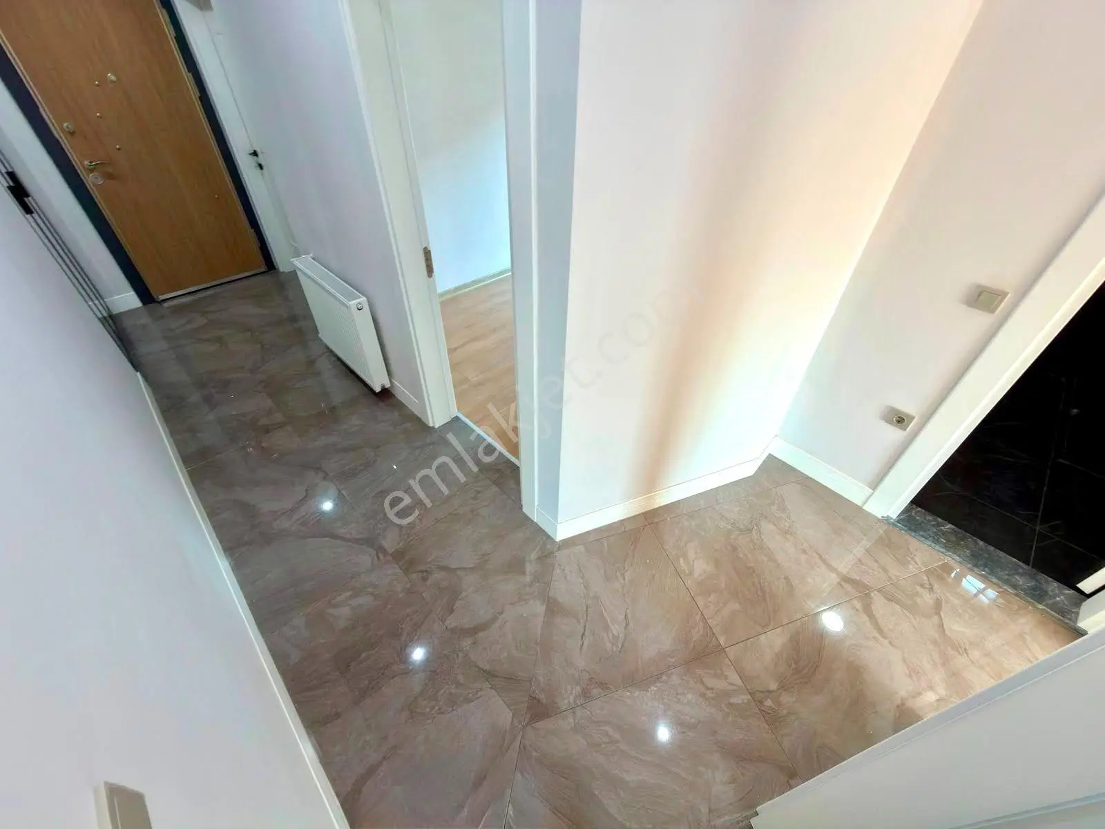 Referans'tan Akçay'da Çift Cephe Asansörlü Ebeveyn Banyolu 2+1 Daire — fotoğraf 14