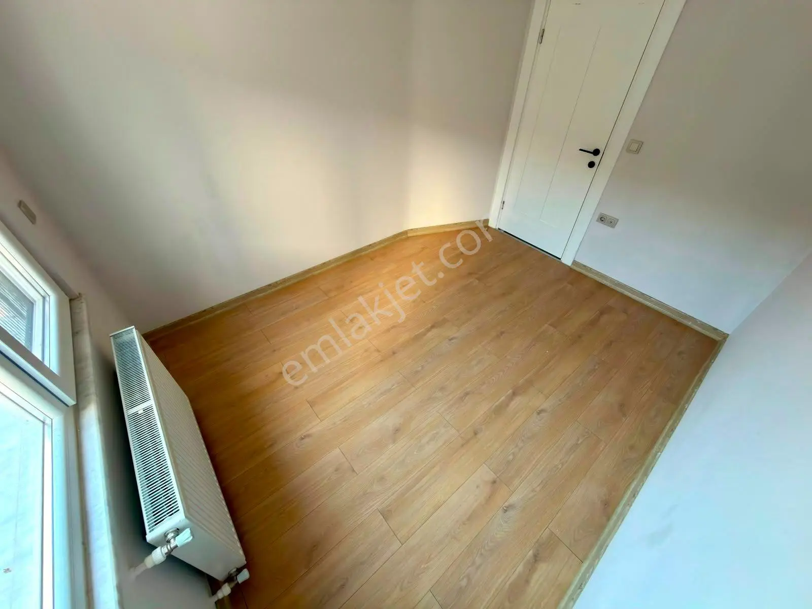 Referans'tan Akçay'da Çift Cephe Asansörlü Ebeveyn Banyolu 2+1 Daire — fotoğraf 19