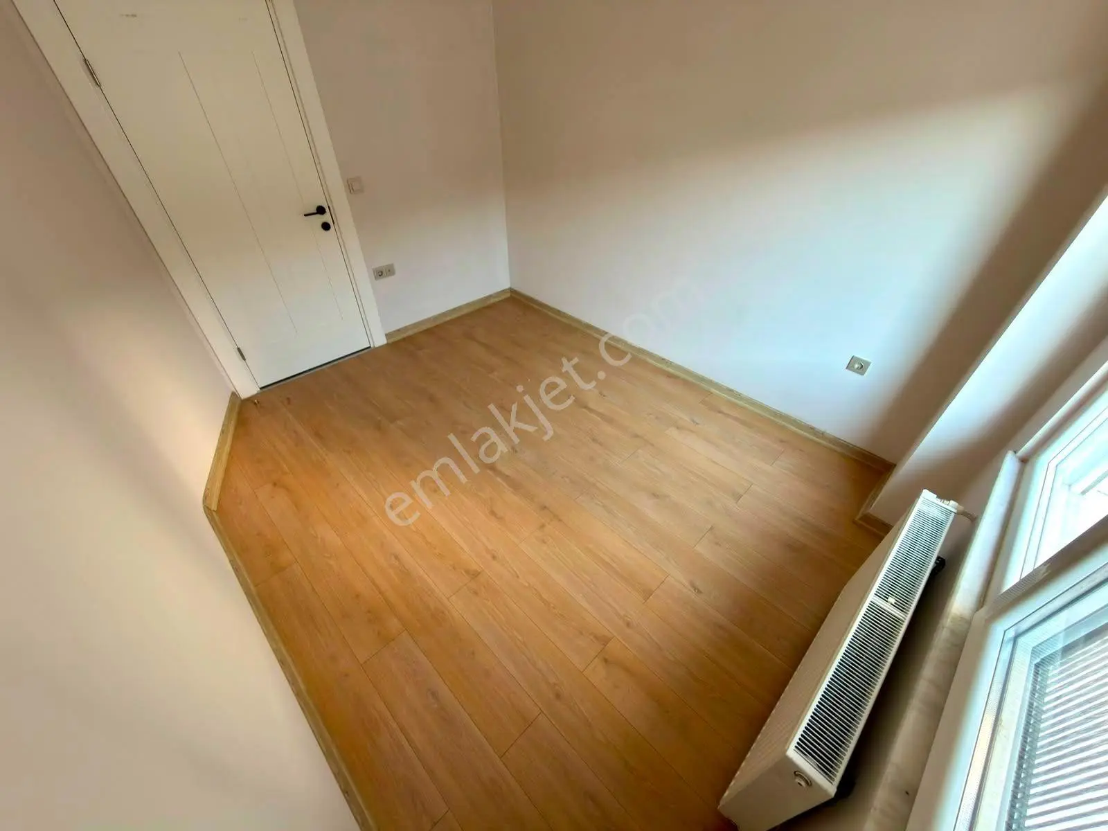 Referans'tan Akçay'da Çift Cephe Asansörlü Ebeveyn Banyolu 2+1 Daire — fotoğraf 20