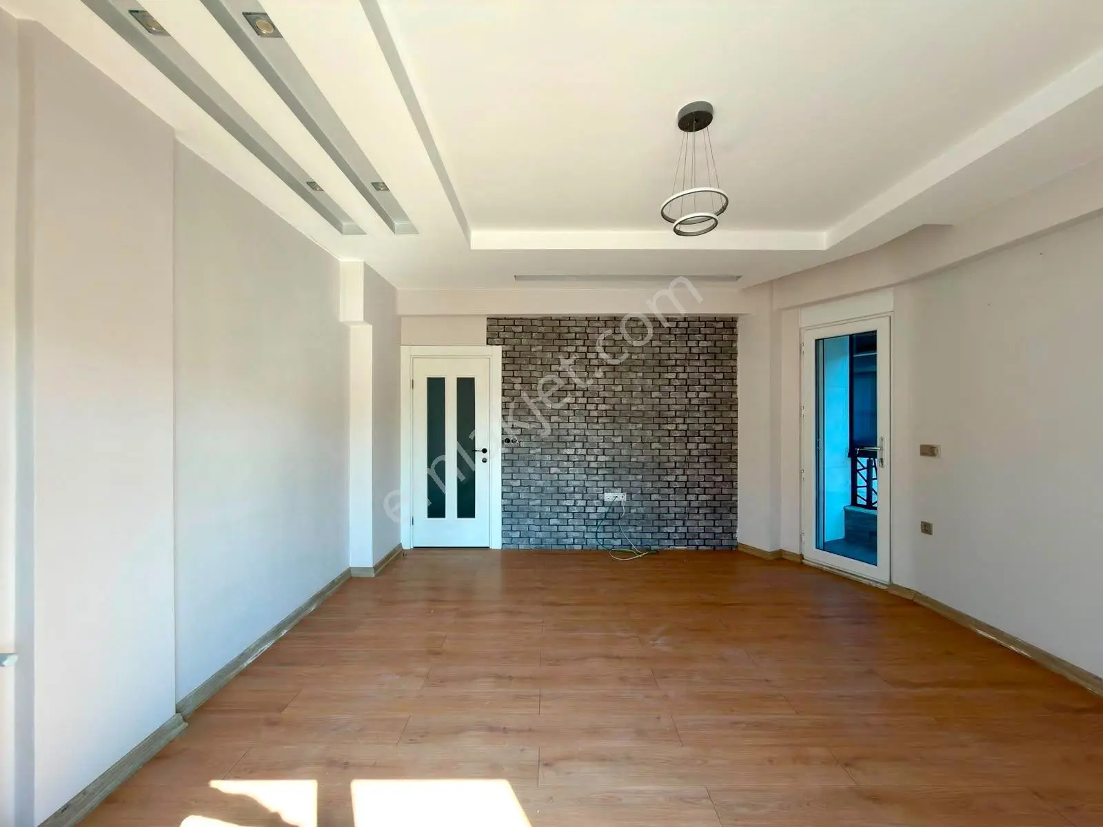 Referans'tan Akçay'da Çift Cephe Asansörlü Ebeveyn Banyolu 2+1 Daire — fotoğraf 26