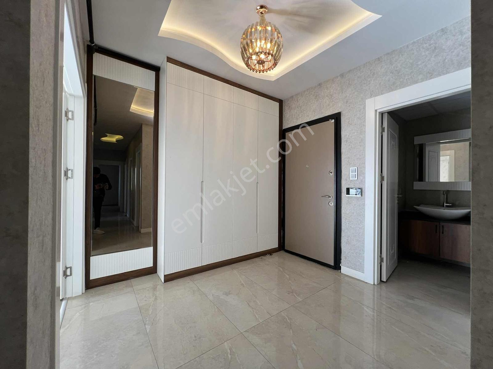 Konumdan Karataş Merkezde Ultra Lüks 3+1 Satılık Daire — fotoğraf 14