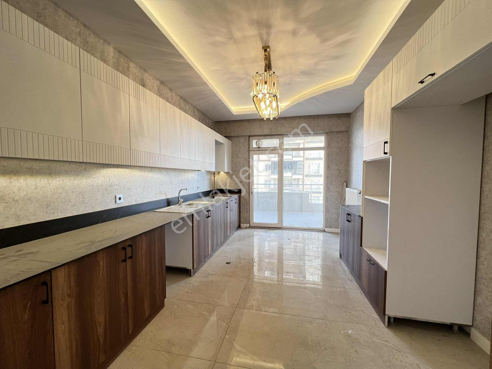 Konumdan Karataş Merkezde Ultra Lüks 3+1 Satılık Daire — fotoğraf 28
