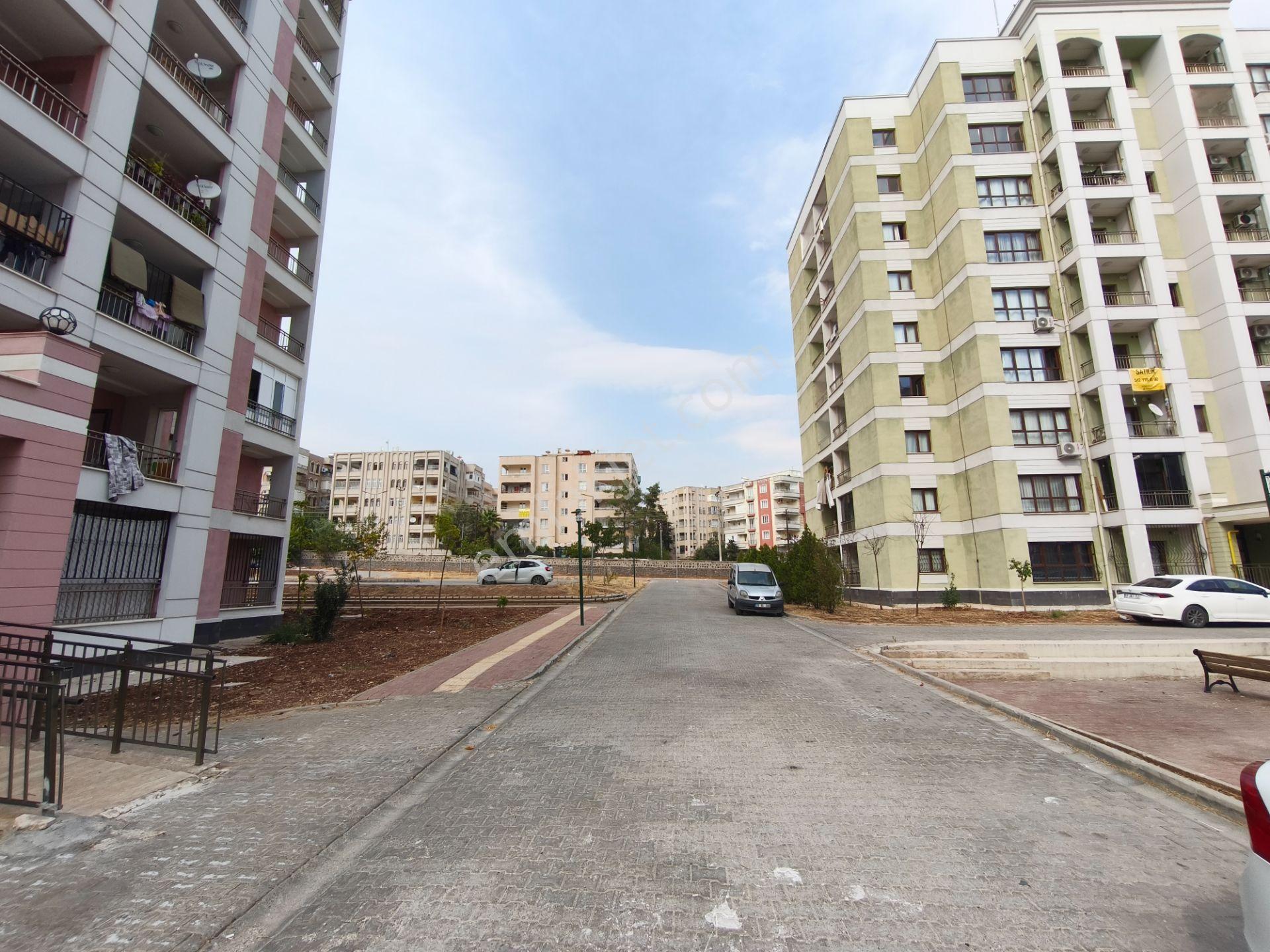 Kuruluş Gayrimenkulden Haliliye Yenişehir Tokılerde Satılık 3+1 — fotoğraf 2