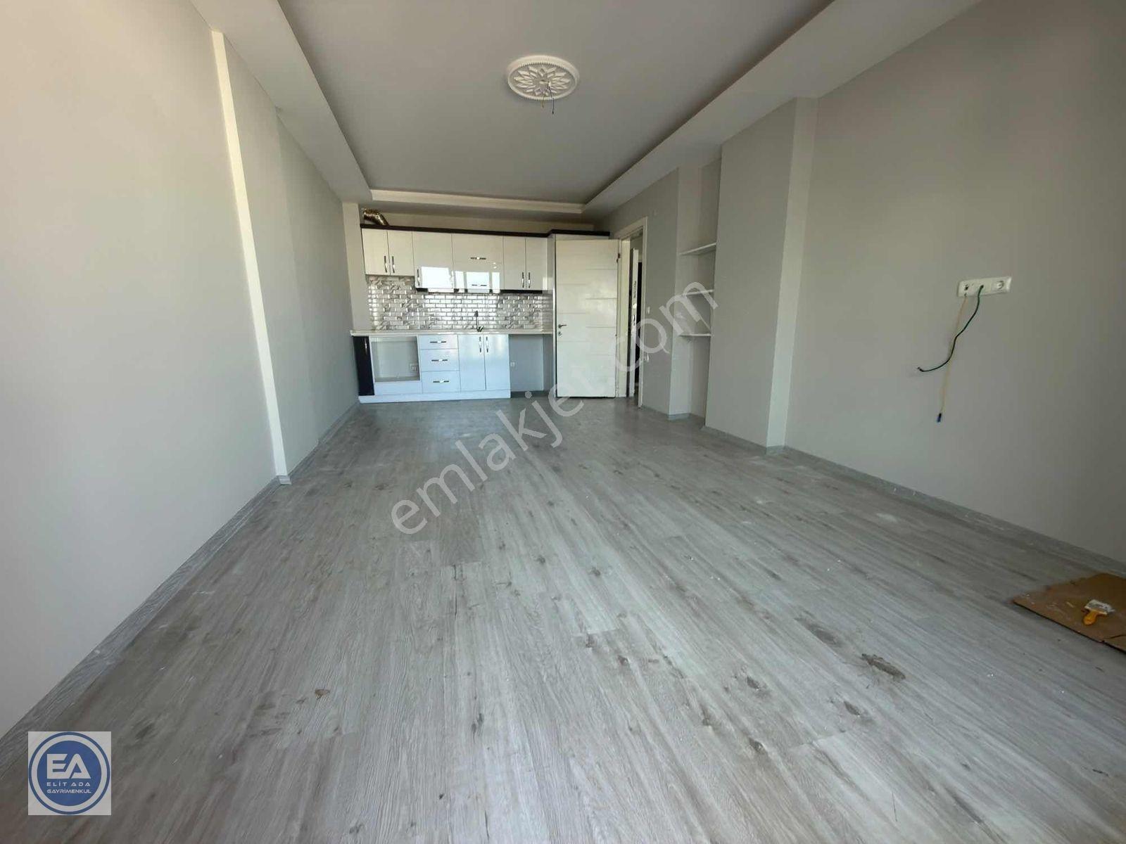 Kuşadası Davutlar Merkez Geniş 3+1 Dubleks Daire — fotoğraf 5