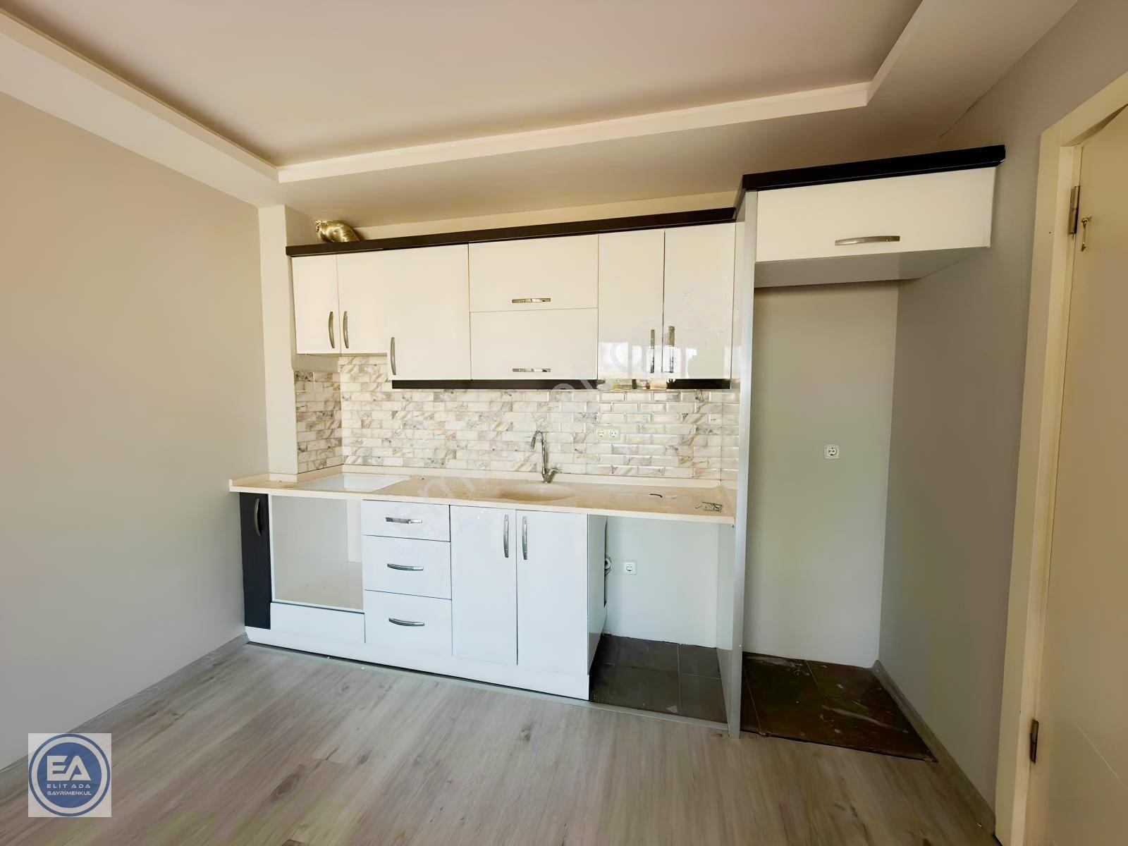 Kuşadası Davutlar Merkez Geniş 3+1 Dubleks Daire — fotoğraf 8