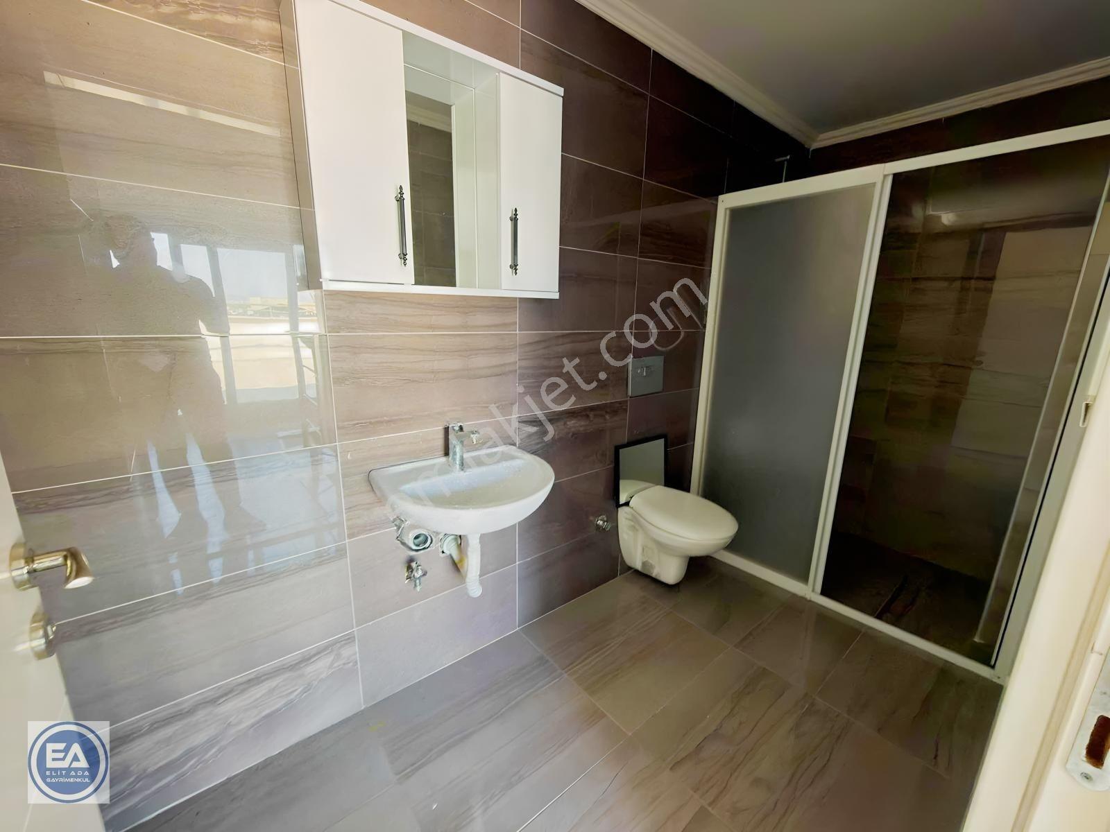 Kuşadası Davutlar Merkez Geniş 3+1 Dubleks Daire — fotoğraf 10