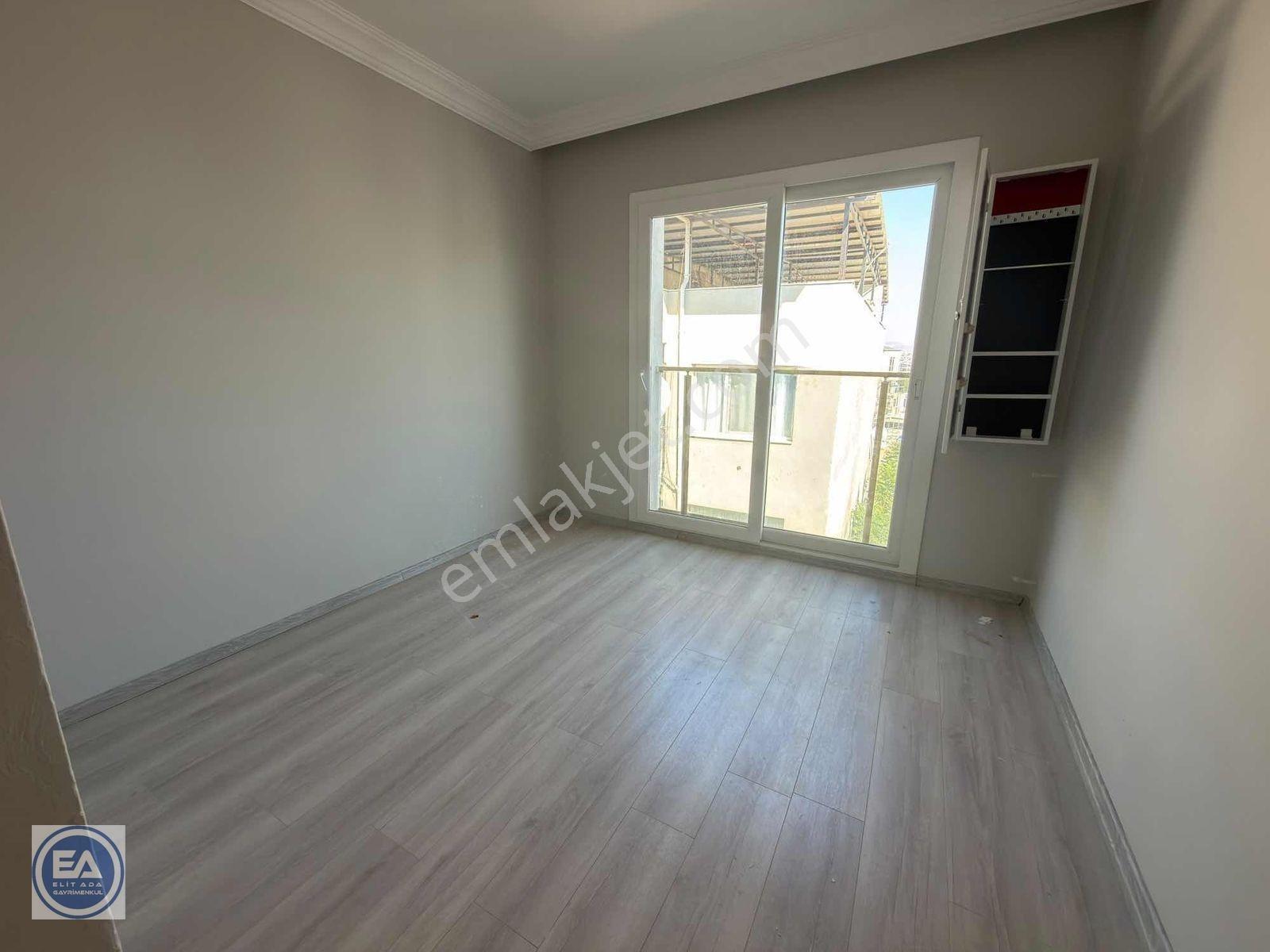 Kuşadası Davutlar Merkez Geniş 3+1 Dubleks Daire — fotoğraf 11