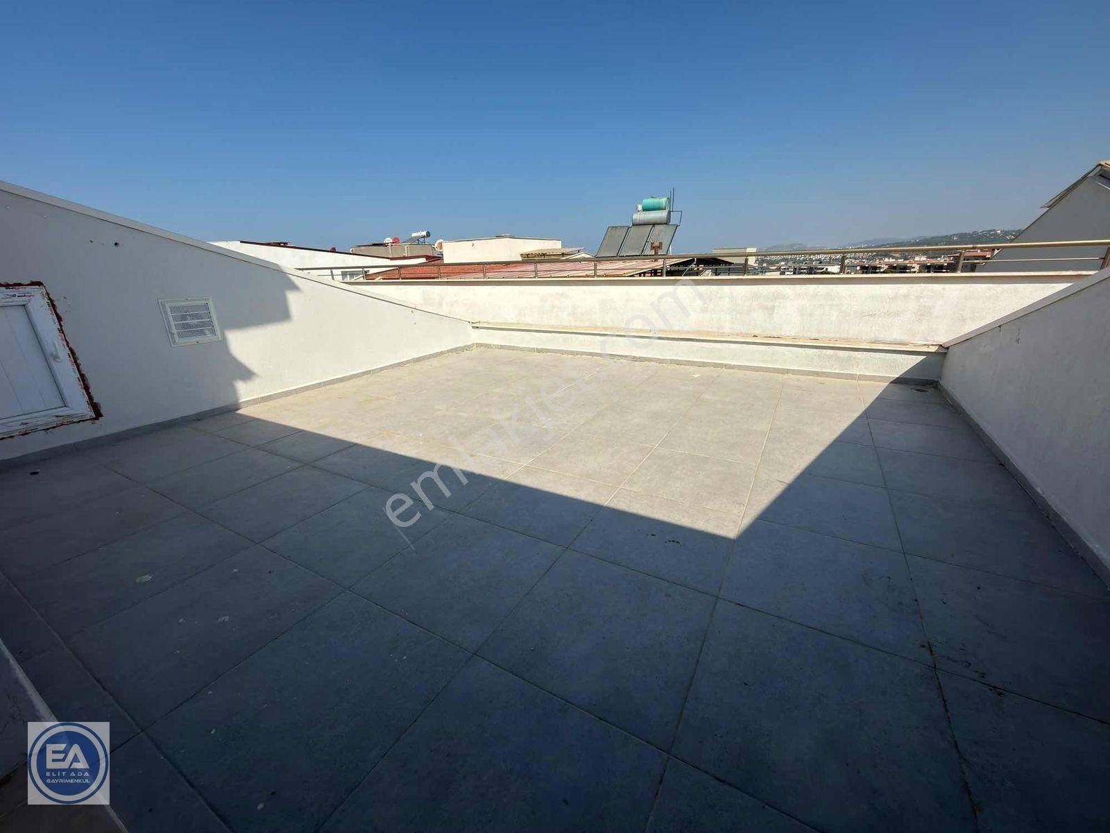 Kuşadası Davutlar Merkez Geniş 3+1 Dubleks Daire — fotoğraf 12