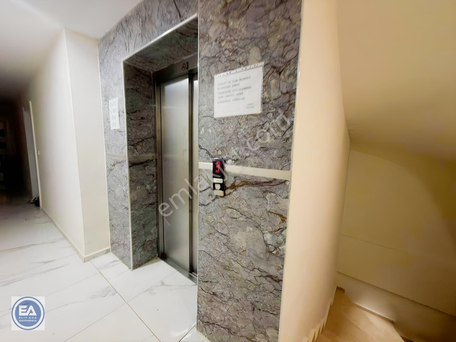 Kuşadası Davutlar Merkez Geniş 3+1 Dubleks Daire — fotoğraf 18