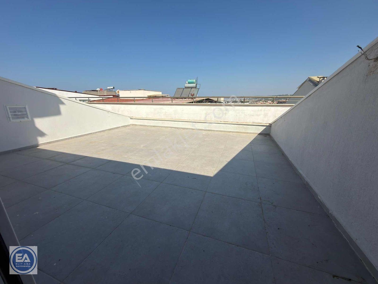 Kuşadası Davutlar Merkez Geniş 3+1 Dubleks Daire — fotoğraf 19