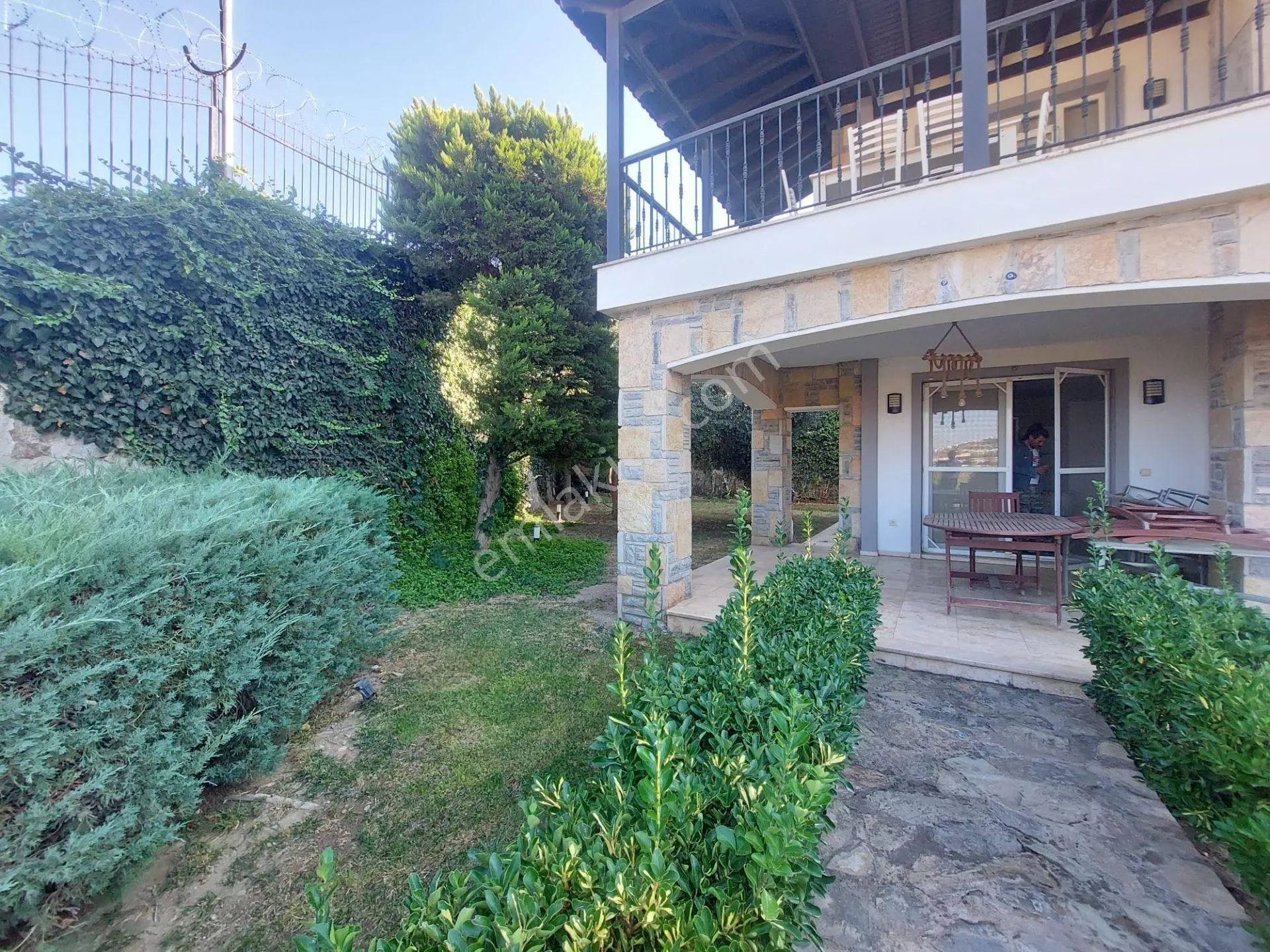 Bodrum Gündoğan Satılık Manzaralı Site İçi Dubleks Villa — fotoğraf 2