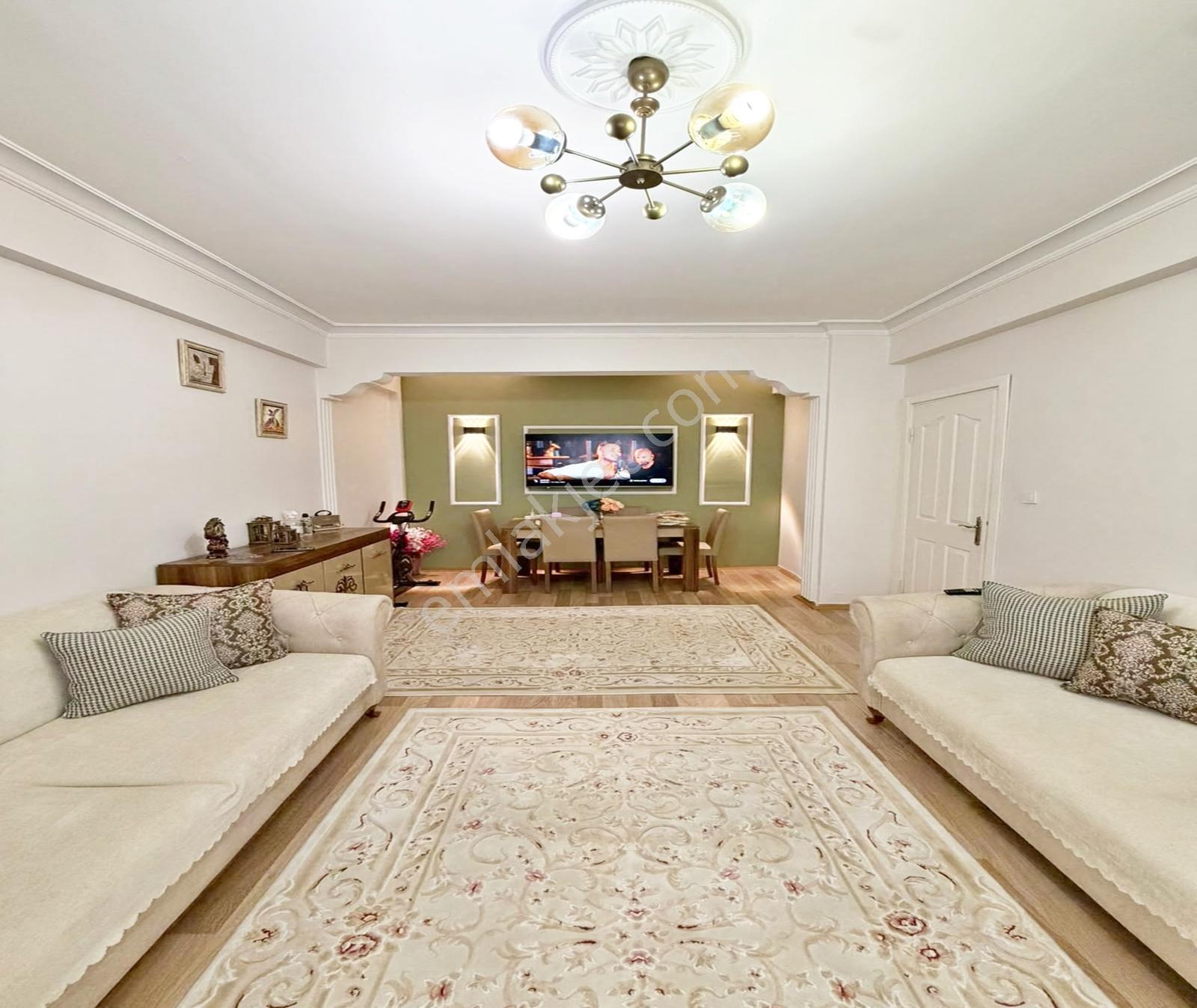 Esenyurt Merkez Mahallesinde 2+1 Bahçe Katı Bahçeli Daire — fotoğraf 11