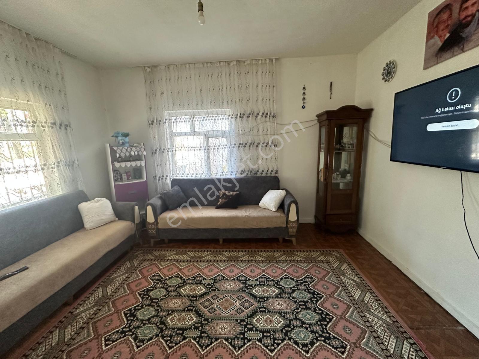Karahan Emlak'tan 4 Eylül Mah.cuma Pazarında Satılık Müstakil Ev — fotoğraf 3