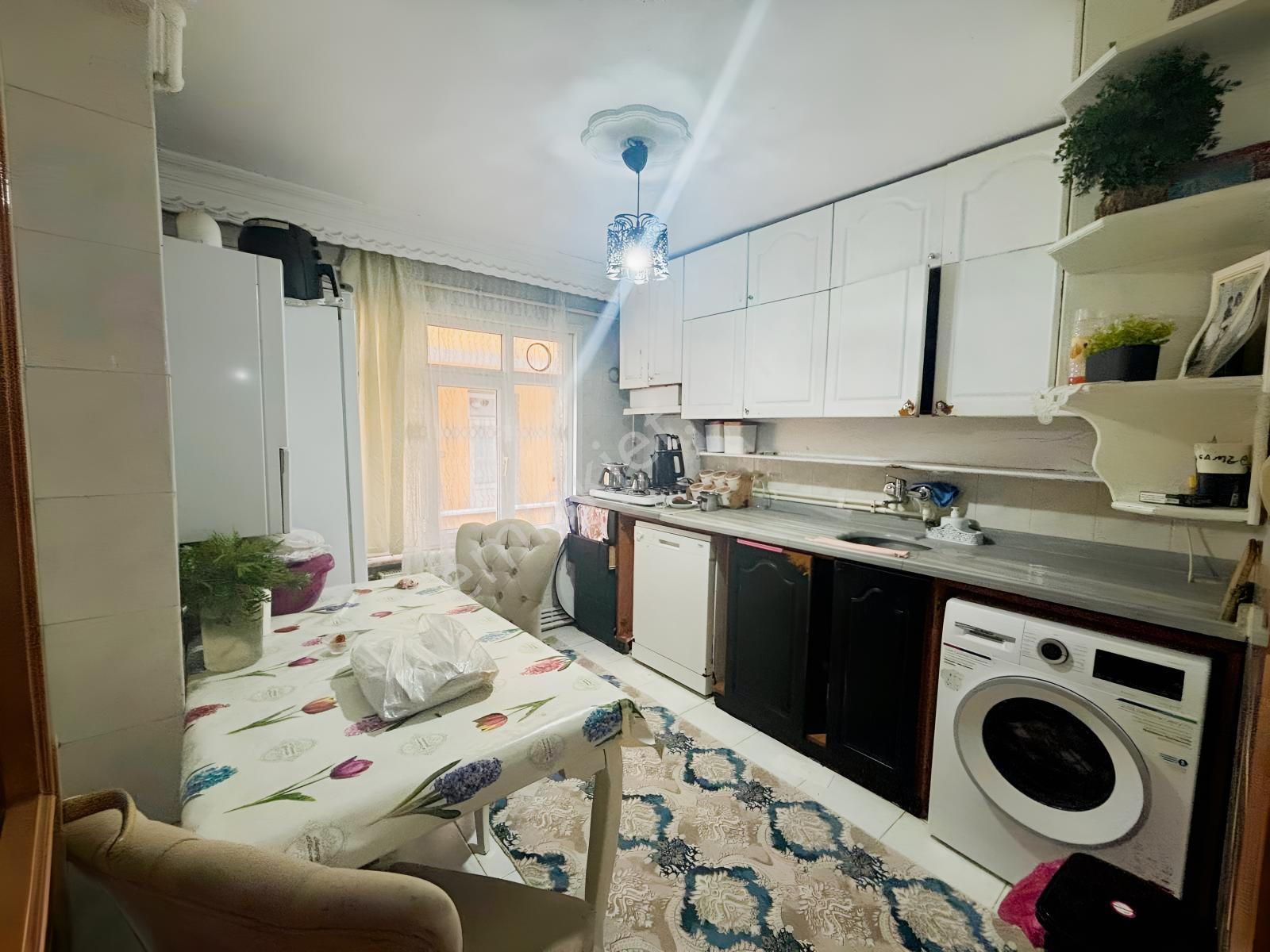 Köprü Emlak'tan Satılık Ara Kat Daire — fotoğraf 2