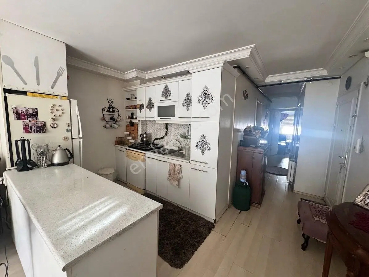 Karşıyaka Bostanlı Çarşı Merkezı Konum 3+1 Satılık Daıre — fotoğraf 2