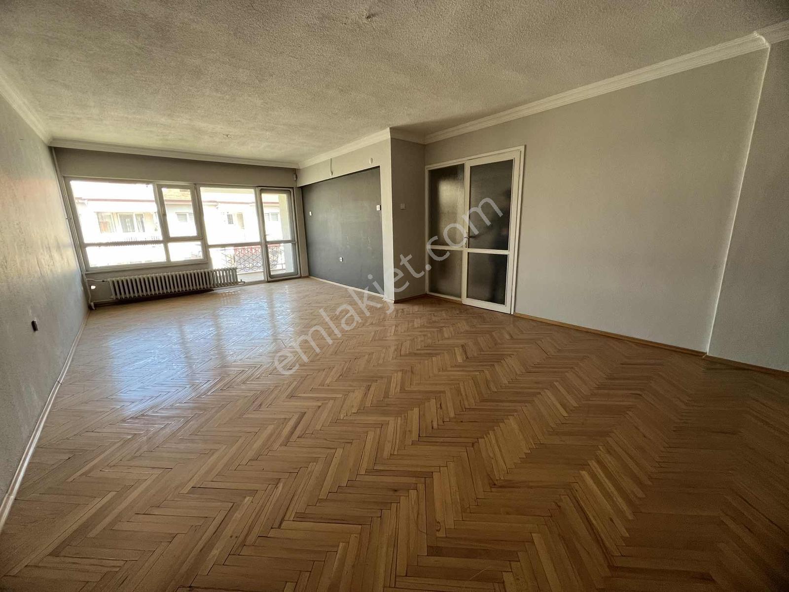 İzmır Karşıyaka, Bostanlı Satılık 3+1 Daıre — fotoğraf 5