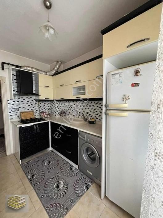 Ekipten Fırsat Eşyalı Satılık Daire 2+1 Daire Doğalgazlı — fotoğraf 2