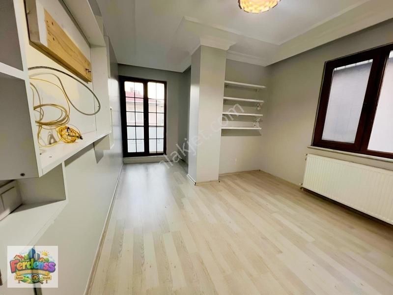 Ataşehirde Metro Ve Üniversiteye Yakın Satılık 2+1 Daire — fotoğraf 6